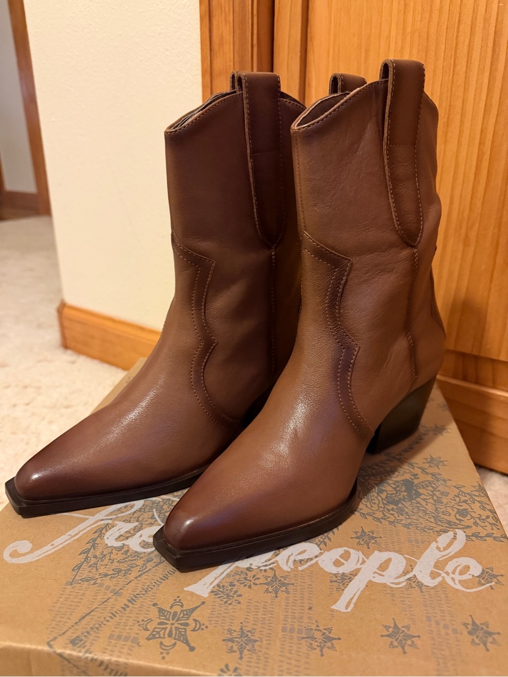 Free People Cat Nap Leather Cowboy Boots- NWT